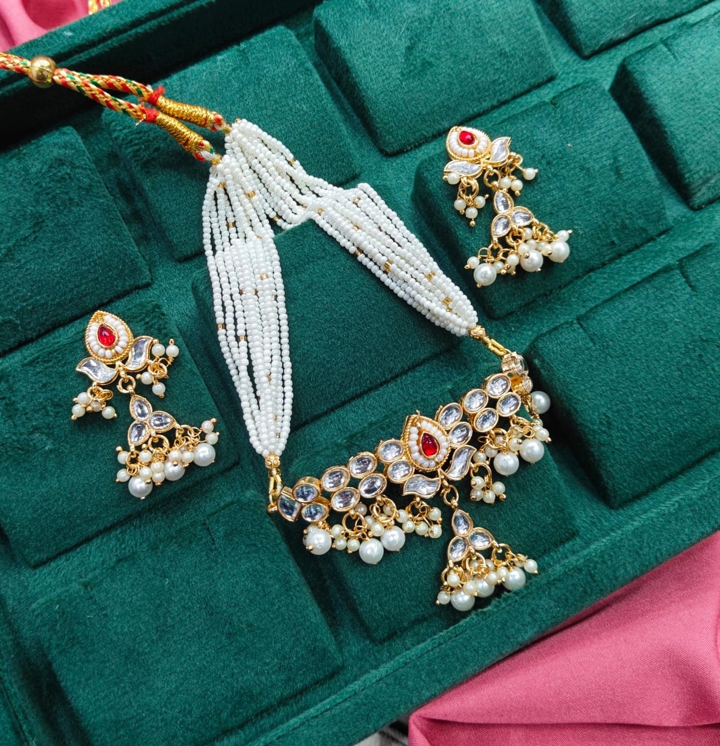 Rajputi Kundan Choker Set