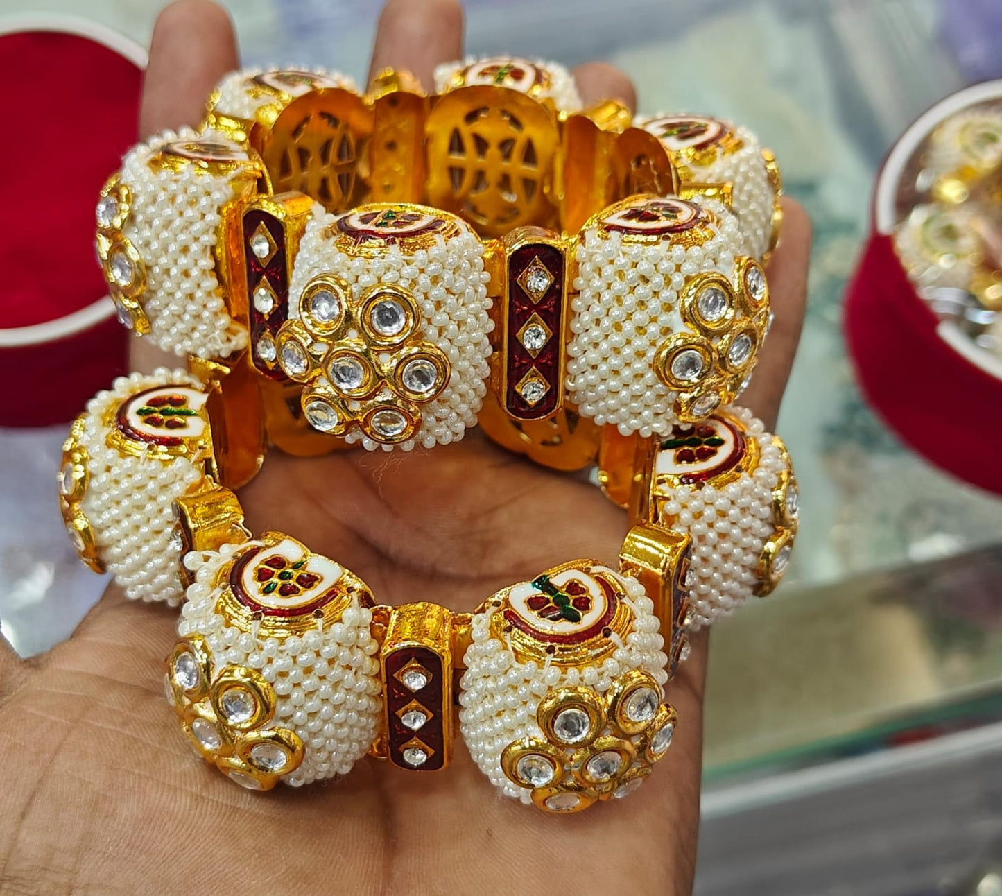Kundan gajra