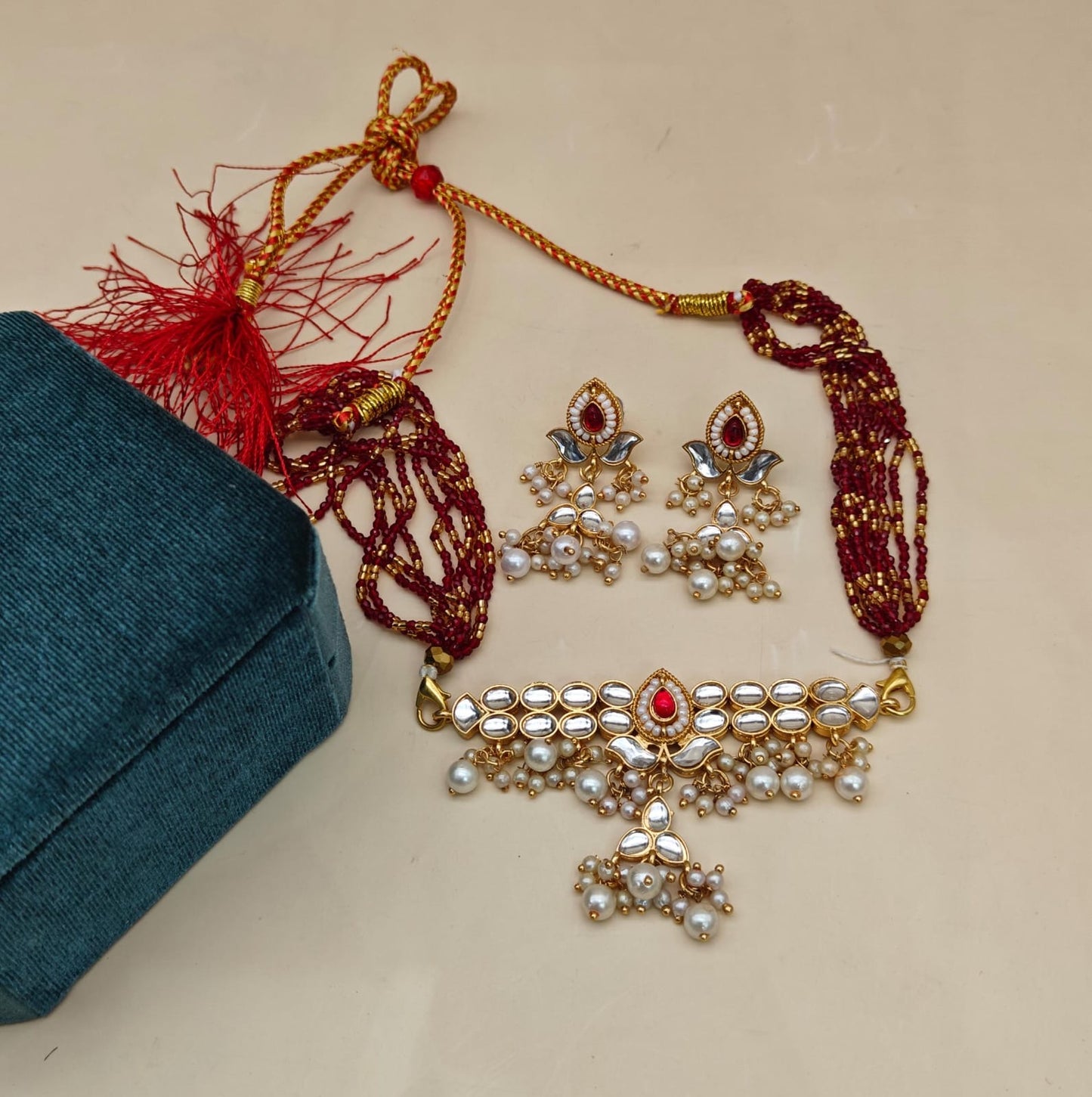 Rajputi Kundan Choker Set