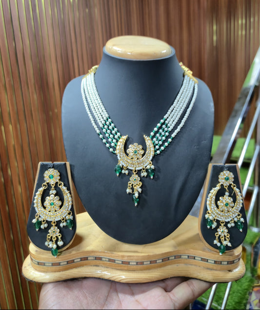 Chand Tara Jadau Necklace Set