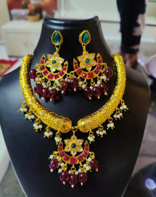 handmade Hasli Set With Earrings