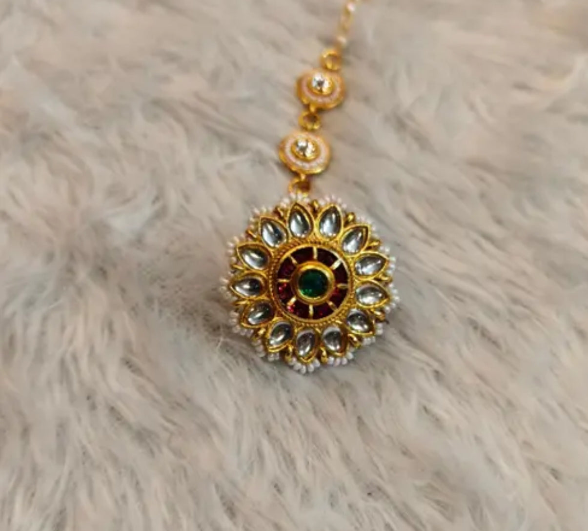 Kundan borla