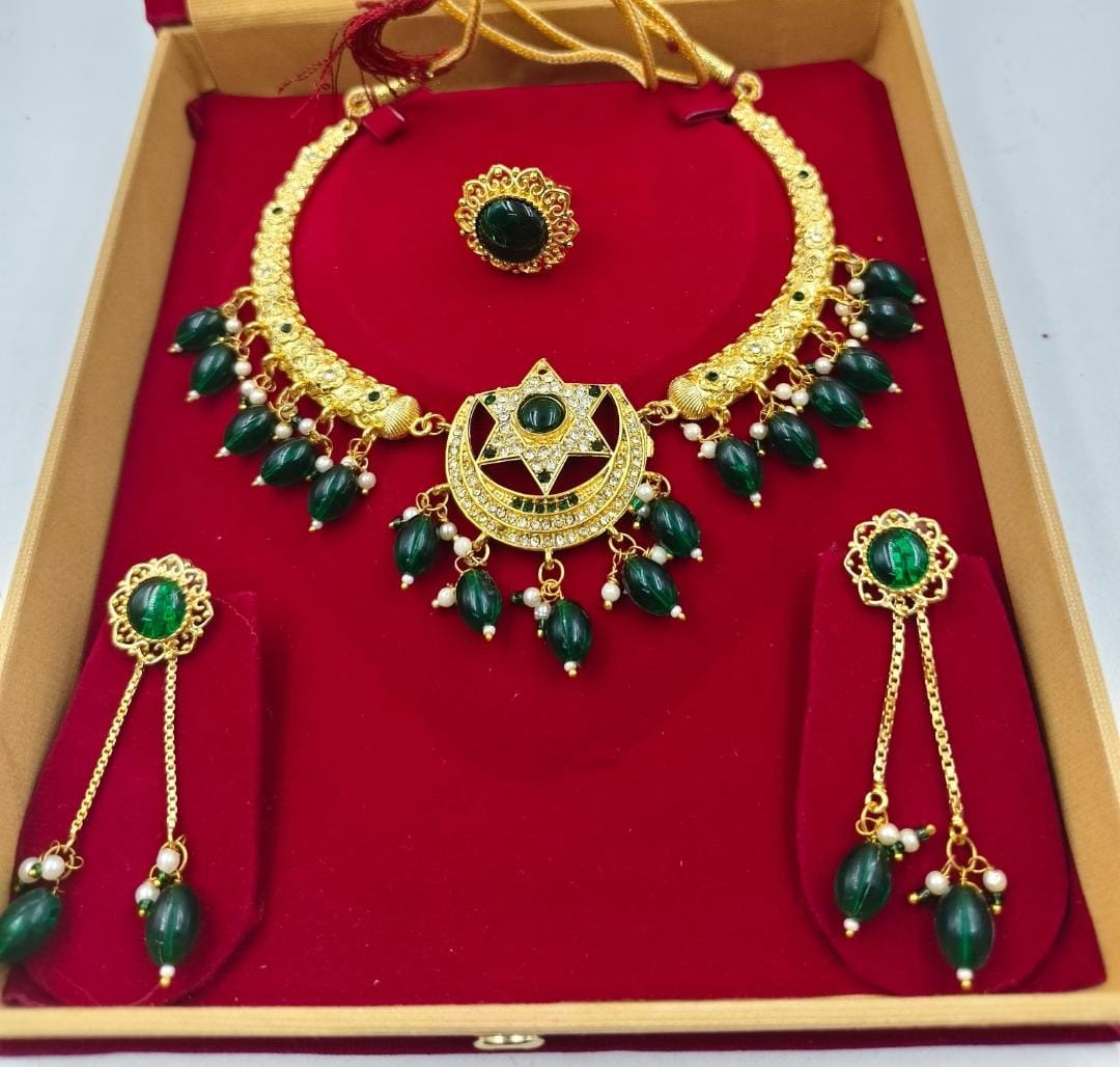 Hasli Necklace Set For Women