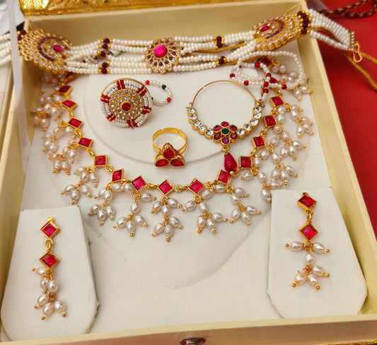 Jewellery combo red
