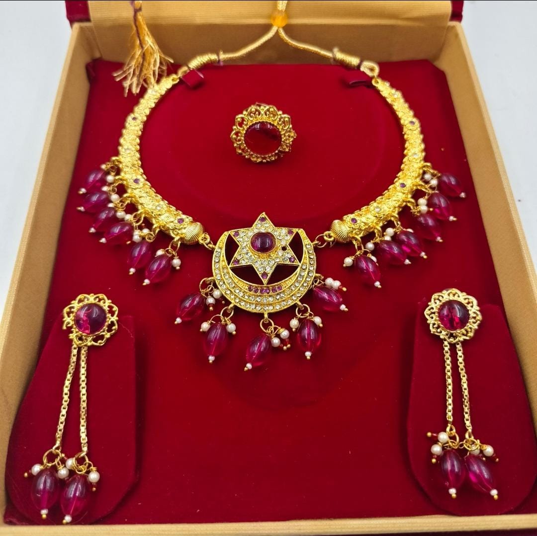 Hasli Necklace Set For Women
