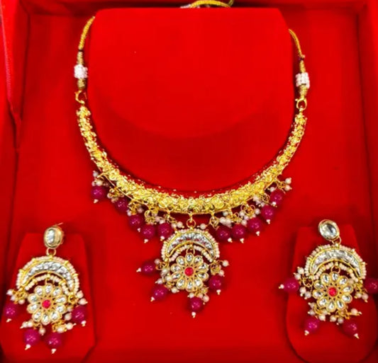 Hasli Jewel Set with Earrings