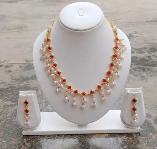 Kundan chokar set