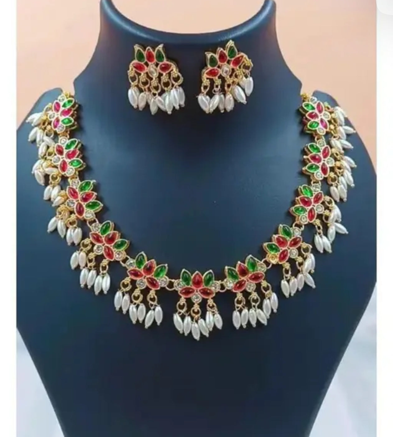 Multicolour lotus chokar